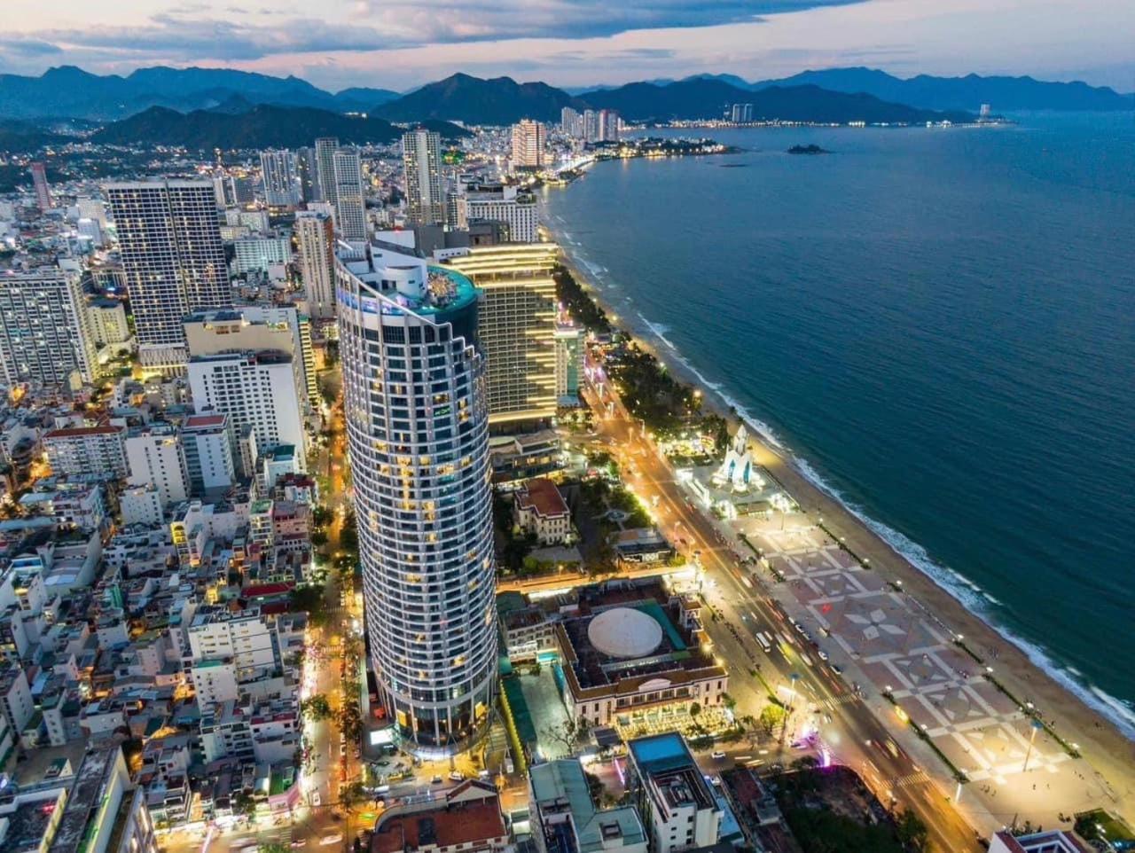 Panorama Oceanfront Suite Nha Trang Luaran gambar