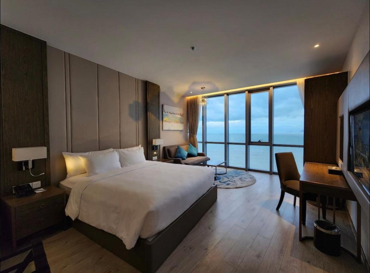 Panorama Oceanfront Suite Nha Trang Luaran gambar