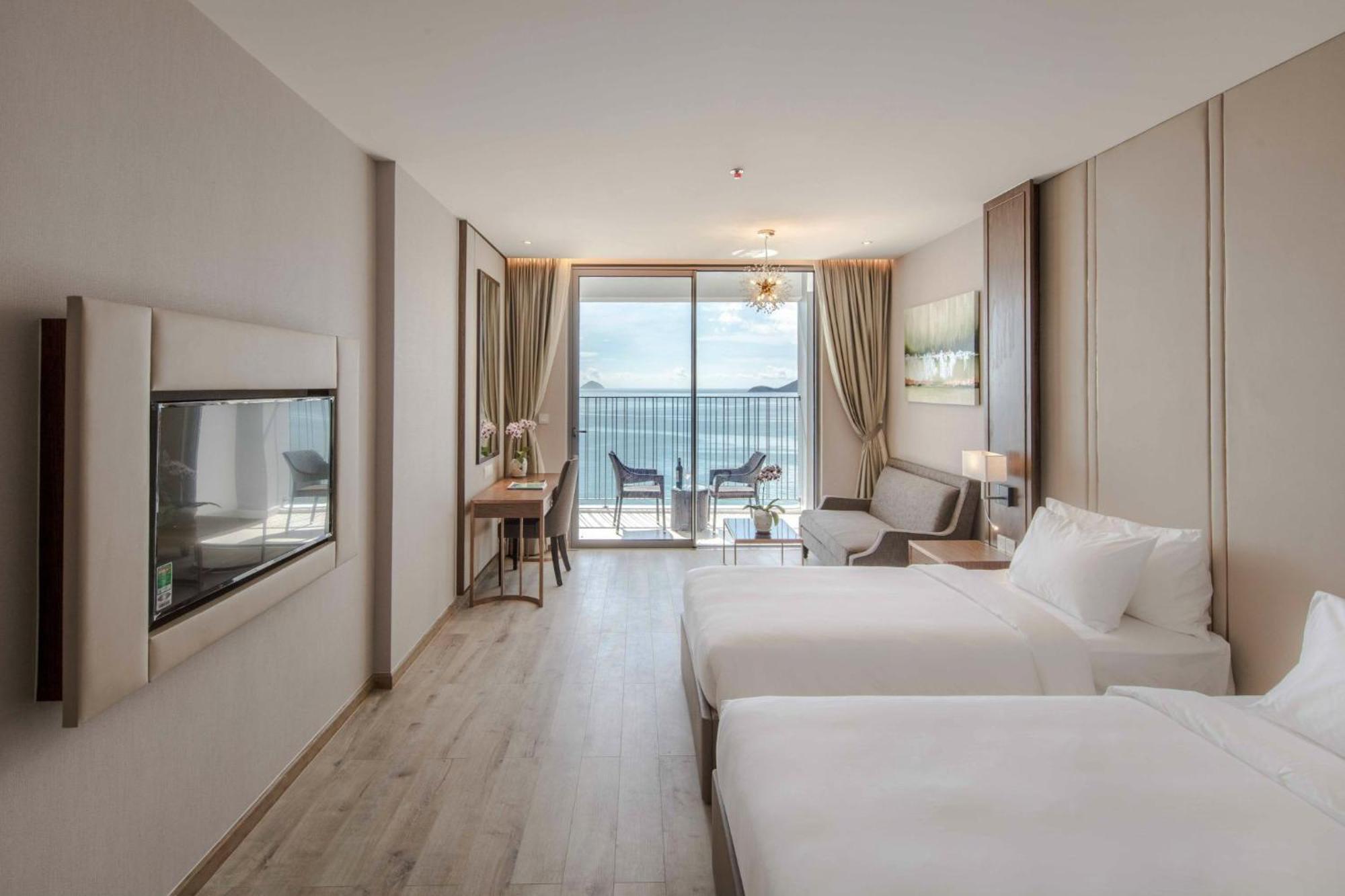 Panorama Oceanfront Suite Nha Trang Luaran gambar